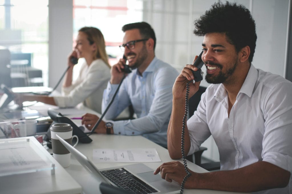 Should a Small Business use an Outsourced Phone Answering Service?